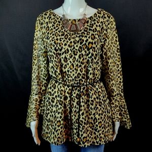 Dress Barn sz 12 Lined Leopard Print Blouse With Flowing Sleeves & Beaded Tie